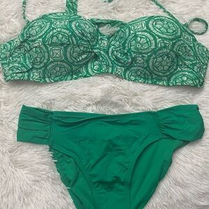 STYLUS Green Paisley Bikini Swimwear